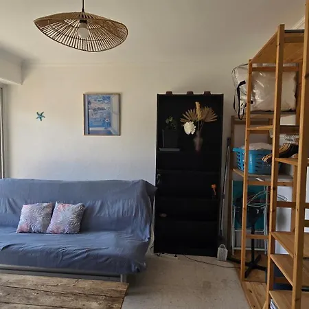 Immense Toit Terasse Et Son 23m2 Apartment *