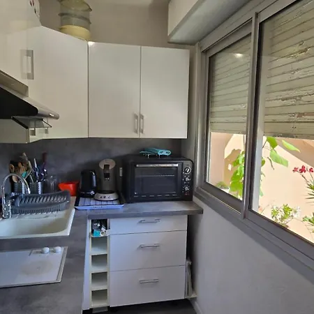 Immense Toit Terasse Et Son 23m2 Apartment *